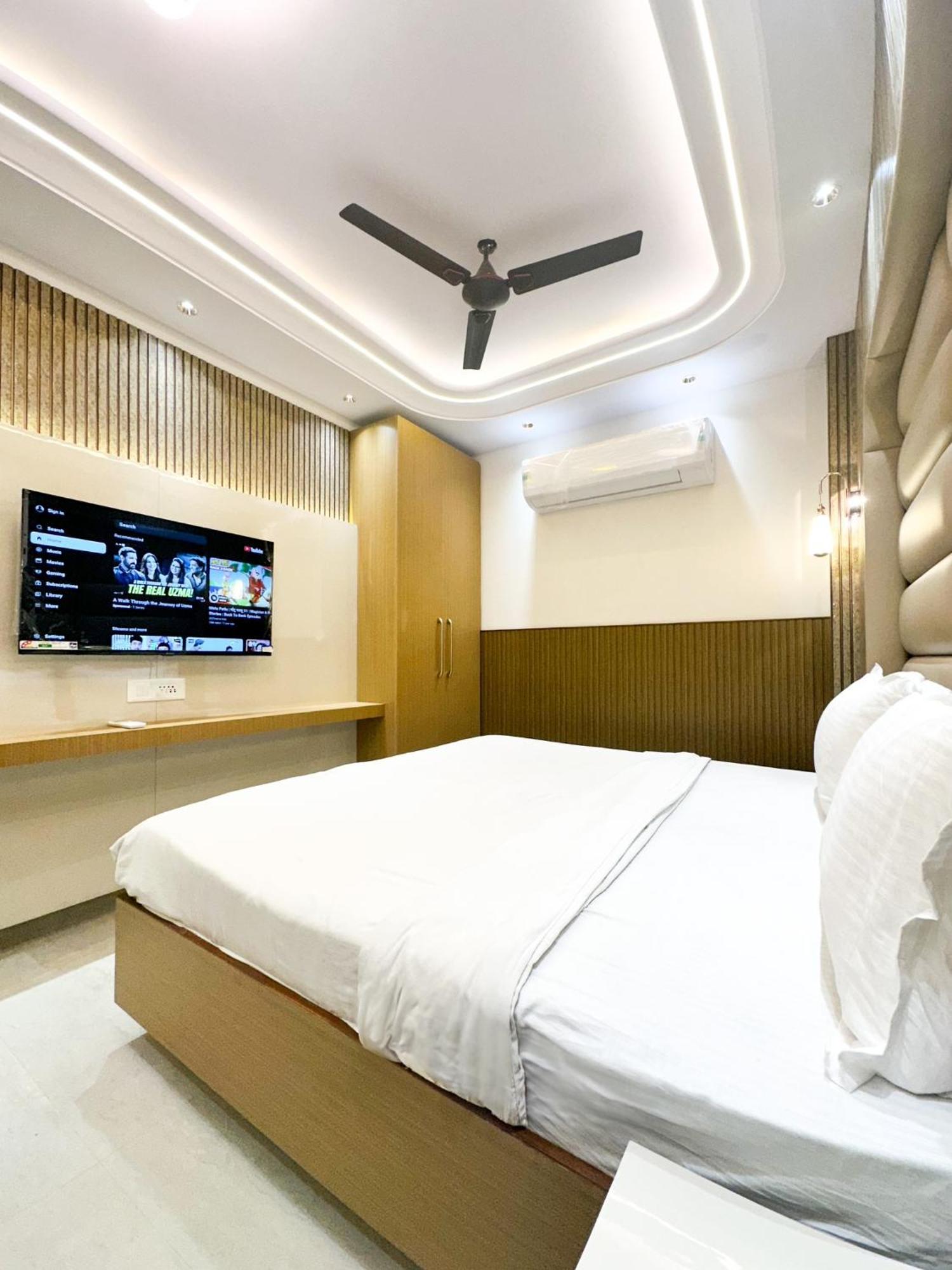 Delhi Delight Premium Bed & Breakfast นิวเดลี ภายนอก รูปภาพ