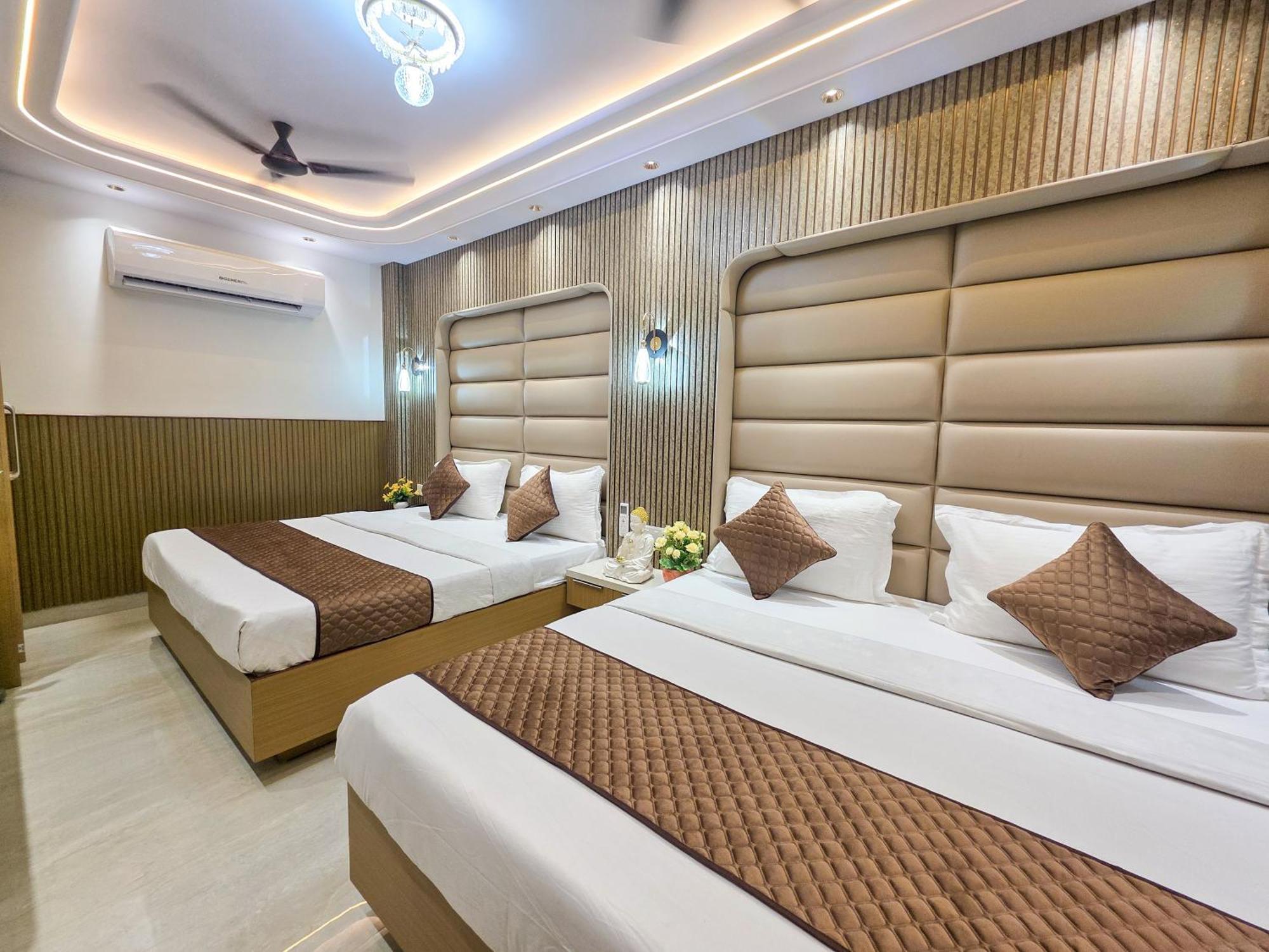 Delhi Delight Premium Bed & Breakfast นิวเดลี ภายนอก รูปภาพ