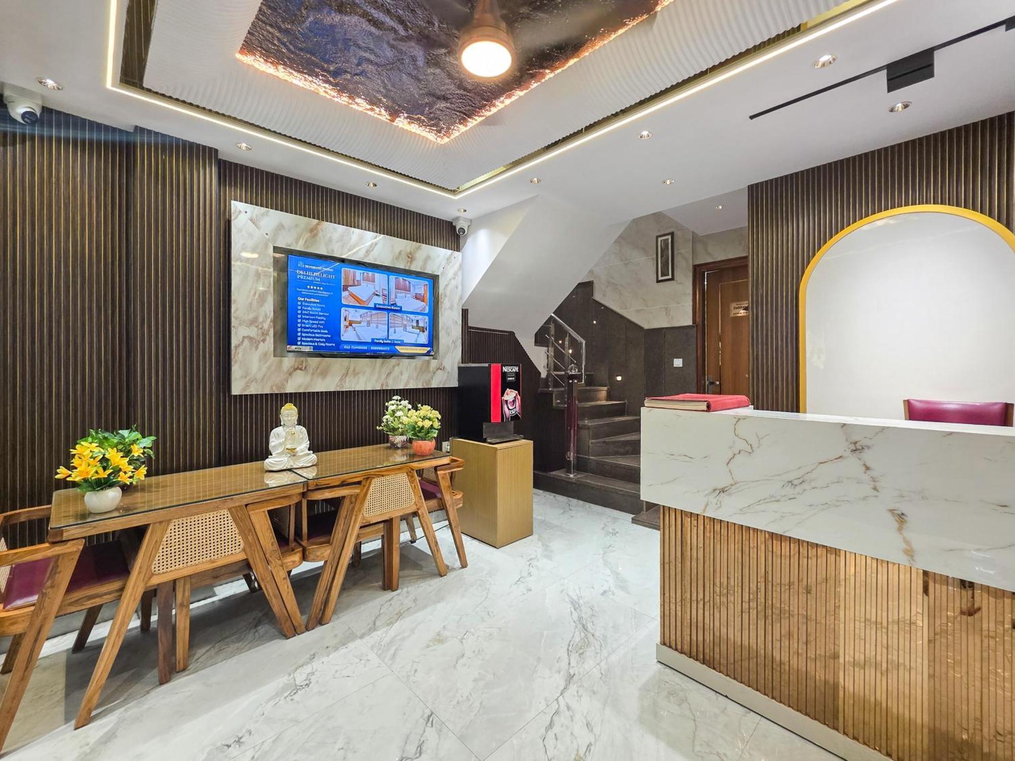 Delhi Delight Premium Bed & Breakfast นิวเดลี ภายนอก รูปภาพ