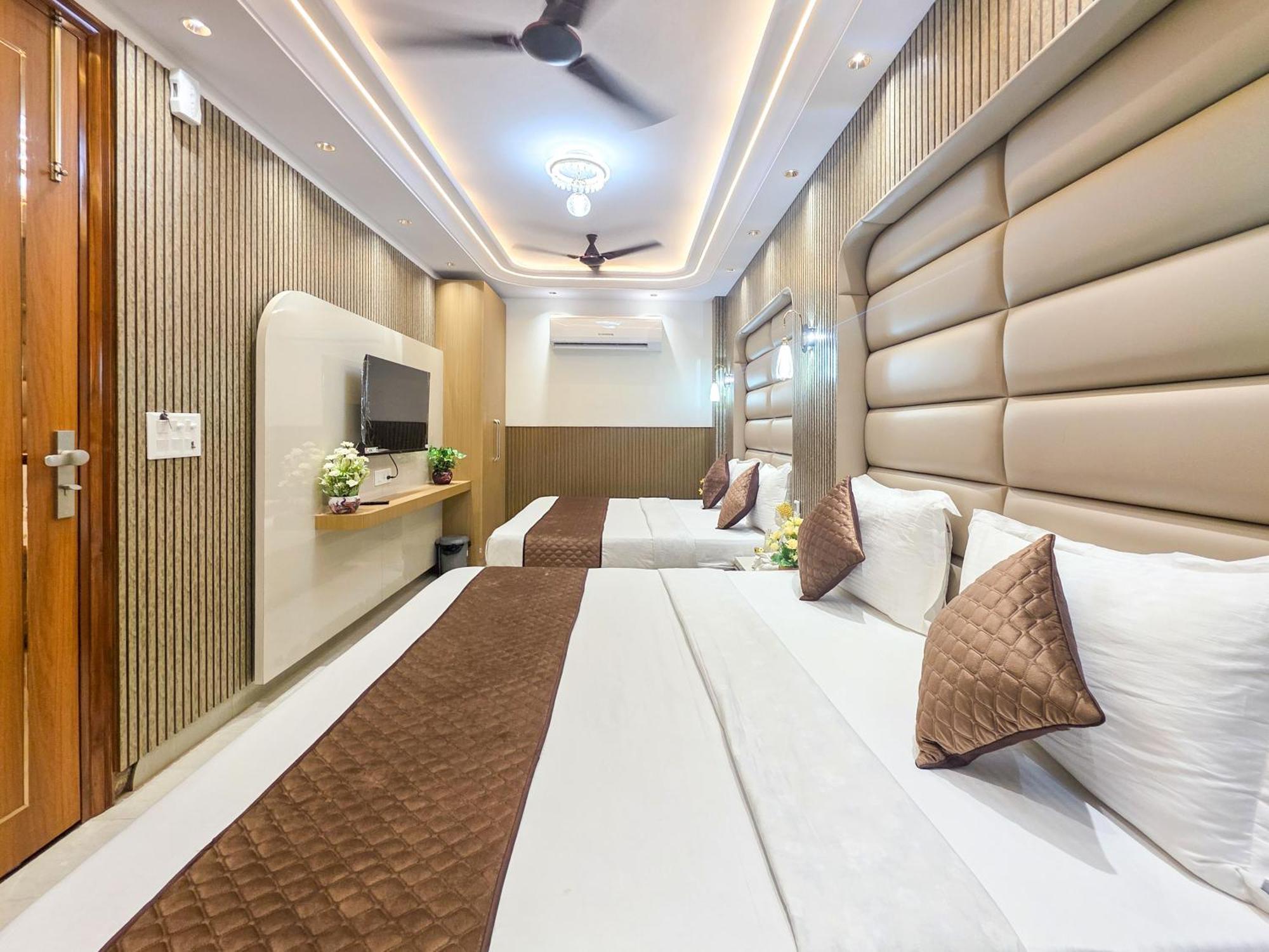 Delhi Delight Premium Bed & Breakfast นิวเดลี ภายนอก รูปภาพ