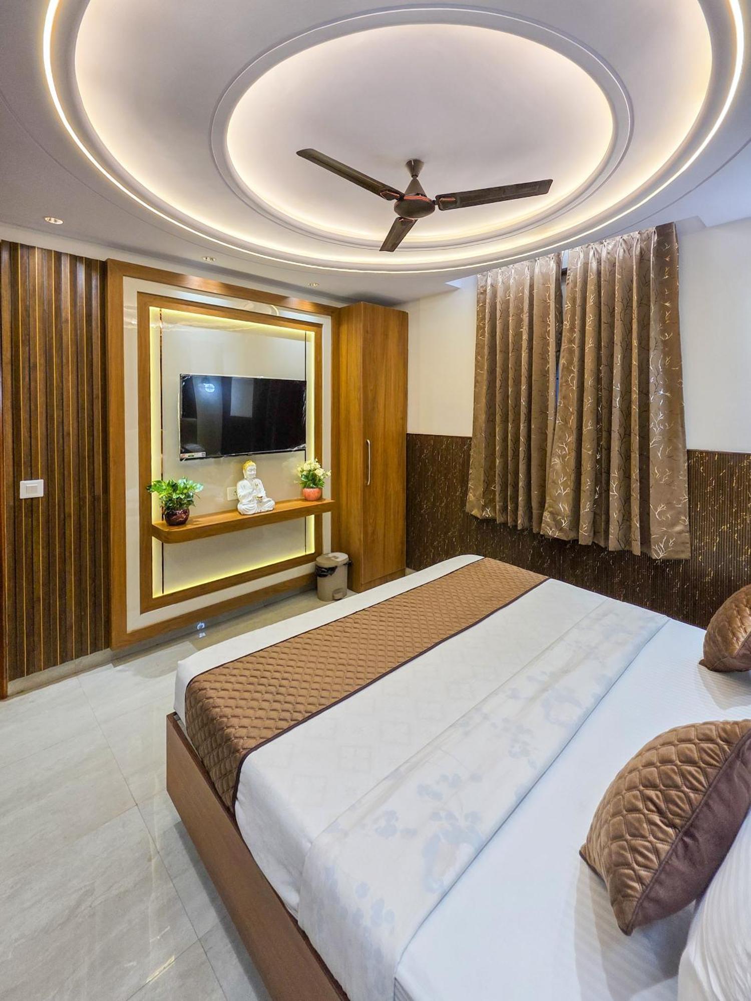 Delhi Delight Premium Bed & Breakfast นิวเดลี ภายนอก รูปภาพ