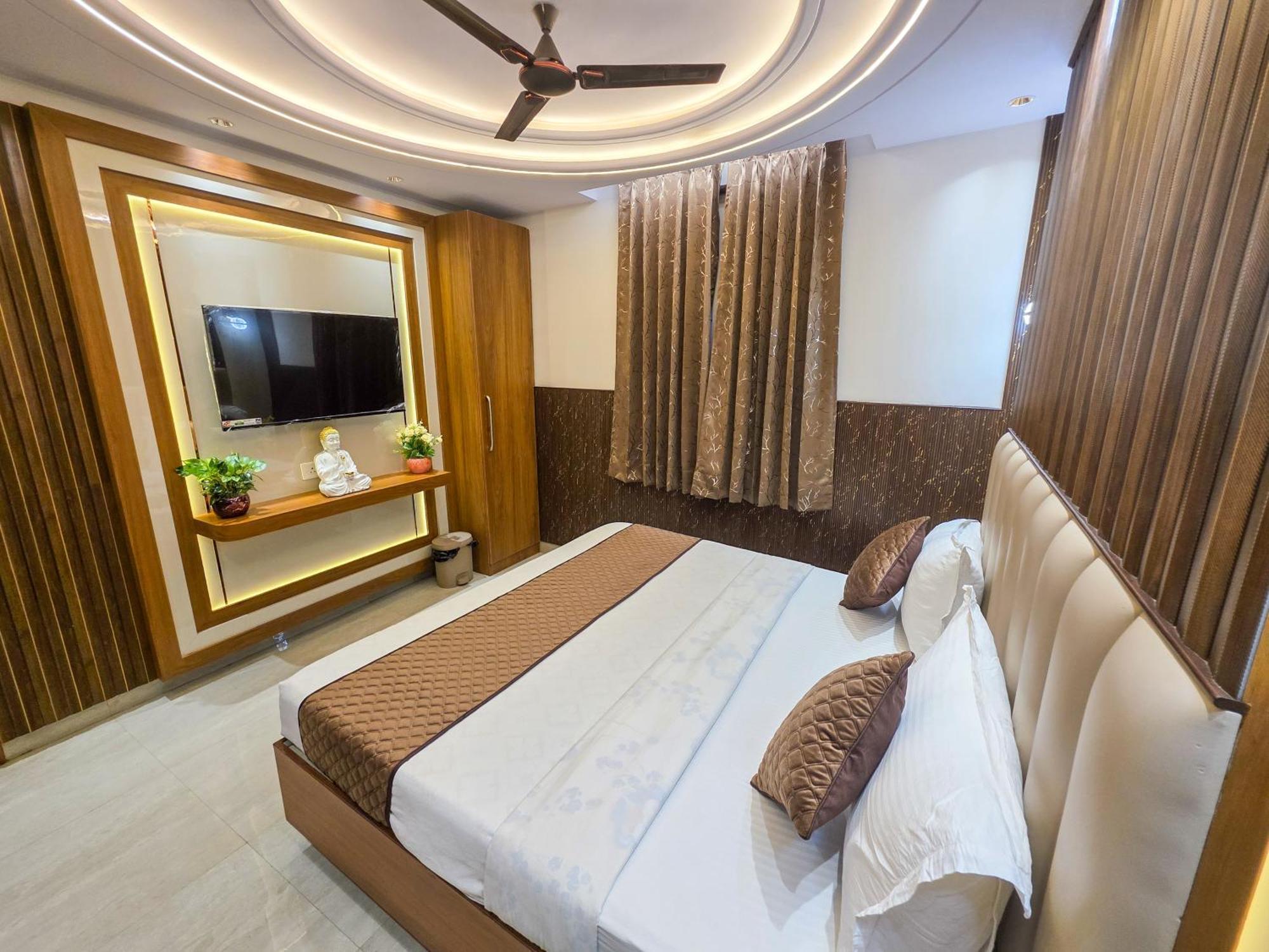 Delhi Delight Premium Bed & Breakfast นิวเดลี ภายนอก รูปภาพ